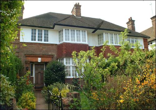 34 Rotherwick Road
